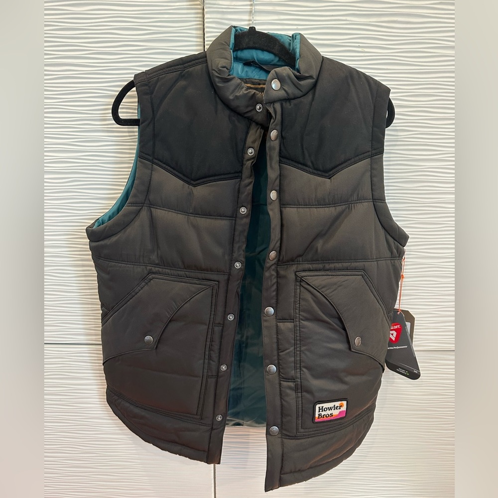 Howler brothers rounder vest (new)